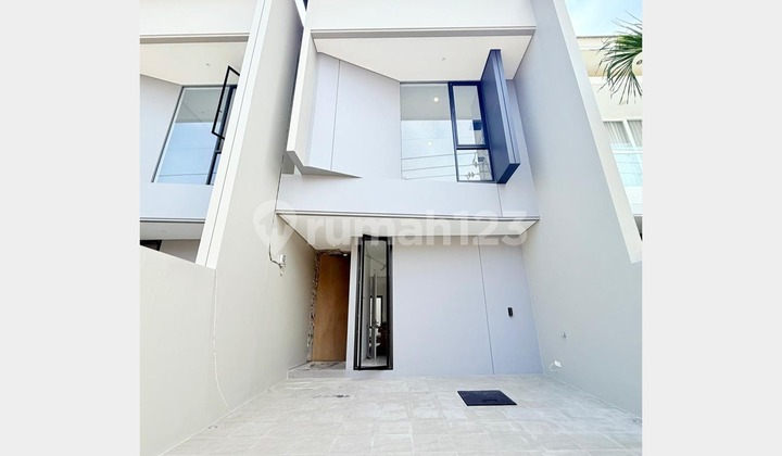 Rumah Modern Minimalis, Premium Quality, Dekat Unair-Its, Sby 2