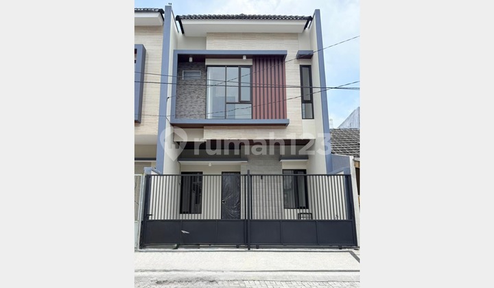 New House, Near Main Road & Strategic Location in Klampis, SBY 2