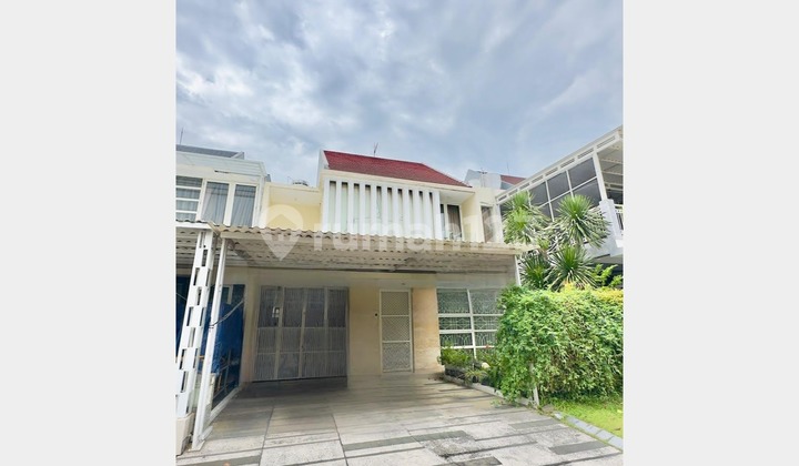 Rumah Minimalis, Full Furnish, Dkt Pakuwon City Mall, Surabaya