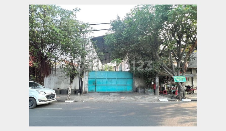 Gudang Murah, Dekat Tempat Wisata di Jalan Raya Kenjeran, Sby