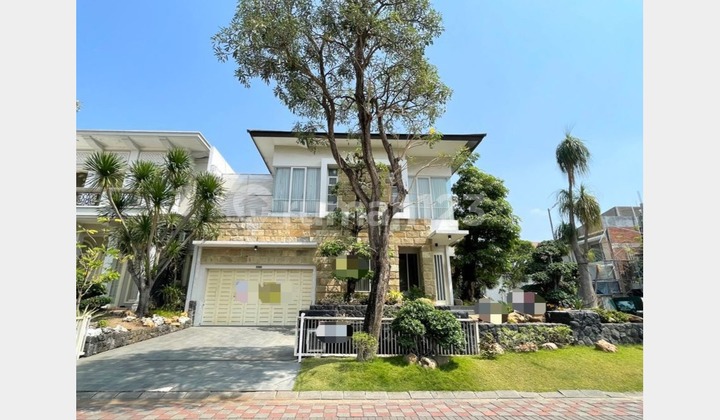 Minimalist Luxury House, With Pool, Citraland Utama, Surabaya