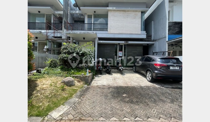 Good and Strategic House, Near G-Walk, Citraland, Surabaya 2