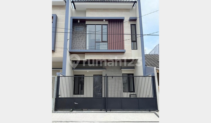 Rumah Baru Gress, Dekat Jalan Besar & Strategis di Klampis, SBY Rumah Baru Gress, Dekat Jalan Besar & Strategis di Klampis, SBY