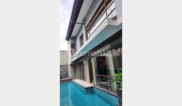 kolam renang rumah mewah minimalis, swimming pool,