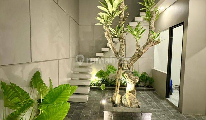 Rumah Baru Modern Tropical House Kupang, Darmo Pusat Sby Barat 2