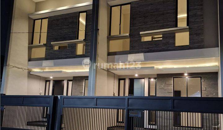 Rumah Baru di Klampis Akses Strategis Dekat Merr, Rungkut 2