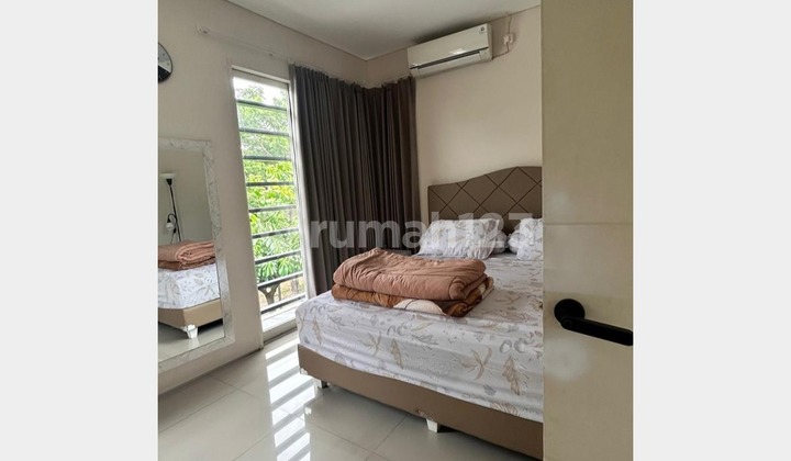 Rumah Bagus Minimalis Terawat, Dekat Gwalk , Citraland, Sby