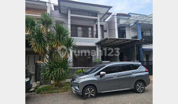 Rumah Siap Huni, Bagus & Strategis di Araya 2, Surabaya Rumah Siap Huni, Bagus & Strategis di Araya 2, Surabaya