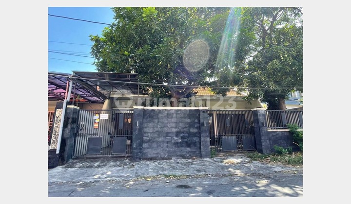 Rumah Murah dan Strategis di Jalan Utama Manyar Airdas, Surabaya 2