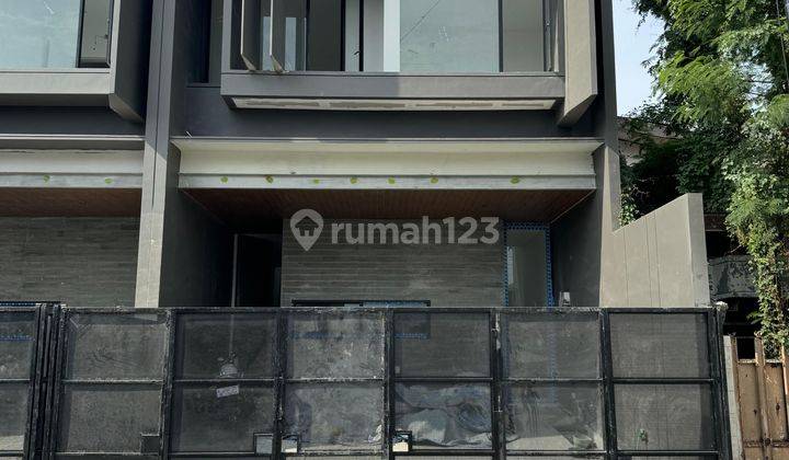 Rumah Modern New di Manyar Dekat Its, Unair Surabaya Timur 1