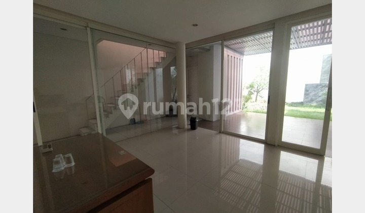 Rumah di Bawah Harga Pasar, Super Murah, di Citraland, Surabaya