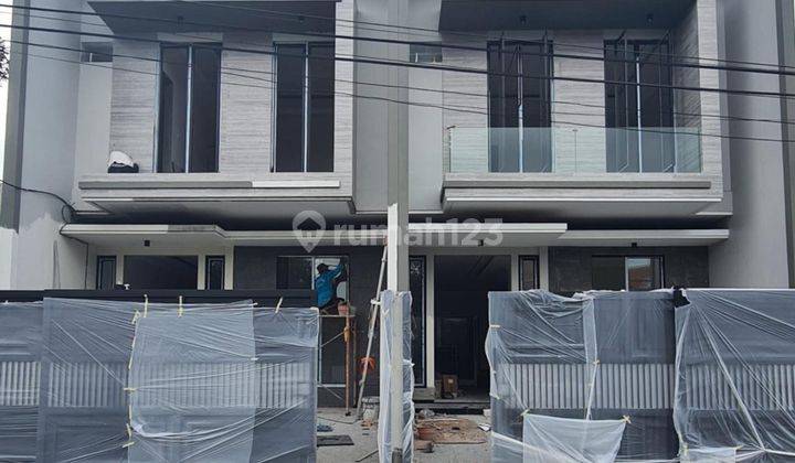 Dijual Rumah New, 2 Unit Jejer di Dharmahusada Indah, SBY 1