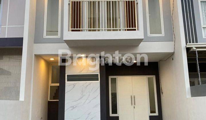 Rumah Baru 2,5 Lantai  di Jln Ikan Tombro 1