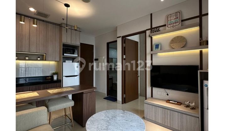 Available Ciputra World 2 Jakarta, The Newton 1, Kuningan, 1 Bedroom Area 42 Sqm, Fully Furnished, Nice Unit, Move-In Ready 2