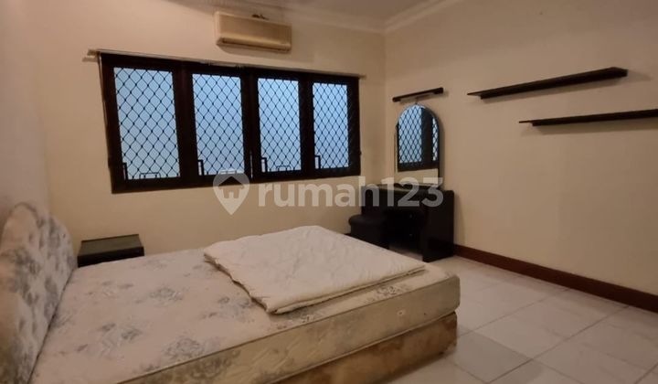 Rent House Close To Senopati, 4 Bedroom, 2 Maid Room, 2 Lantai 4