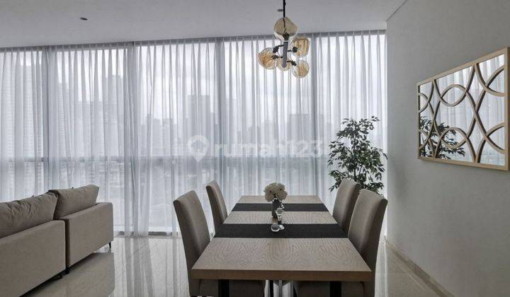Rent Casa Domaine, Sudirman, 2 Kamar Tidur, Size 148 M2, Layout Bagus, Interior Bagus, City View 4