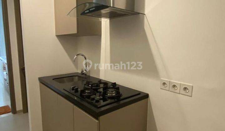 Rent Verde Two, Kuningan, 3 Bedroom + Maid, Size 211 M2