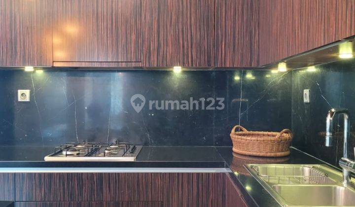Rent Kemang Village, 4 BR + Maid, High Floor, Furnished 7