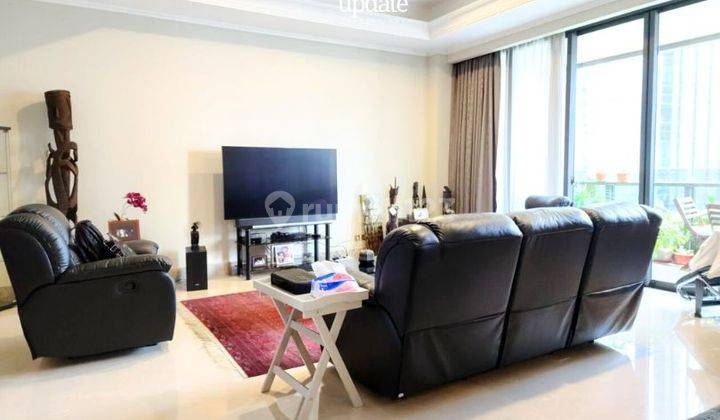 District 8, 4 Bedroom + Maid, 249 M2, Mid Floor, Furnished, Lokasi Strategis 1