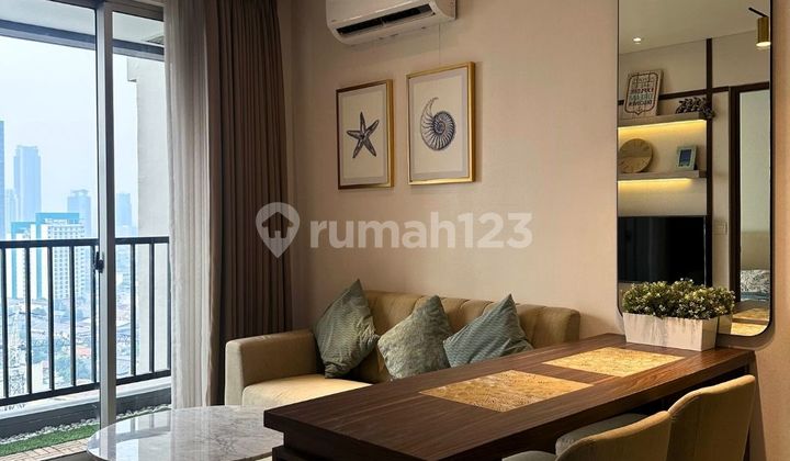 Available Ciputra World 2 Jakarta, The Newton 1, Kuningan, 1 Bedroom Area 42 Sqm, Fully Furnished, Nice Unit, Move-In Ready