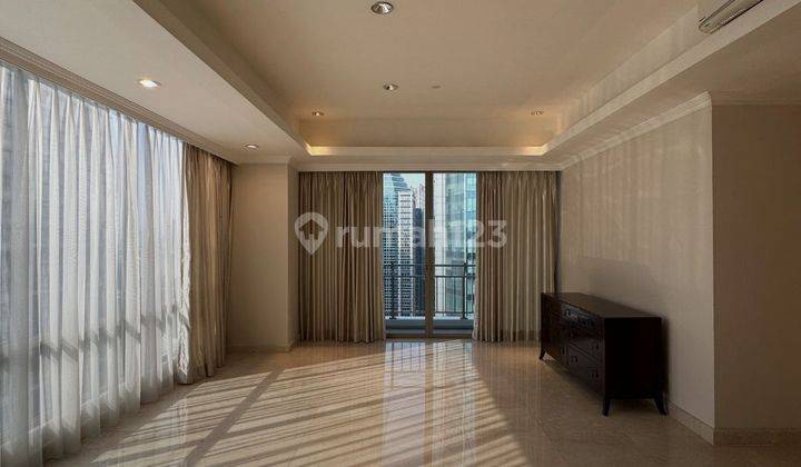 Sudirman Mansion, Scbd, Jakarta Selatan, Corner Unit, Type 3 Bedroom, City View And Gbk, Very Well Maintained Unit, Perfect Condition, Limitied Unit 1