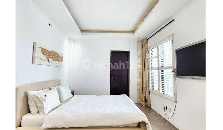 Townhouse Diatas Mall Thamrin City, Cosmo Park Residence, Jakarta Selatan, Kondisi Siap Huni Dan Sudah Furnsihed 2