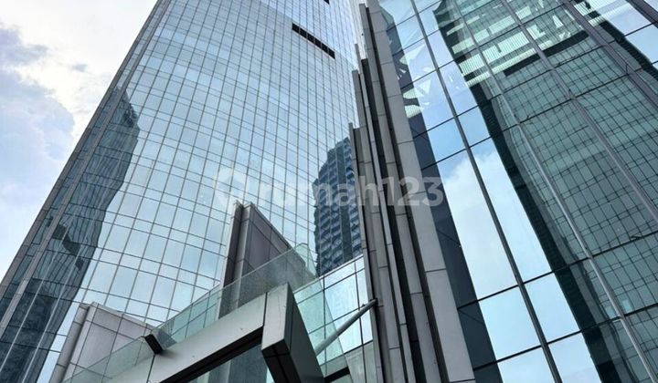 Office Space World Capital Tower, Mega Kuningan, Consisting of Two Separate Units with a Total Area of 338 Sqm in Bare Condition Office Space World Capital Tower, Mega Kuningan, Consisting of Two Separate Units with a Total Area of 338 Sqm in Bare Condition