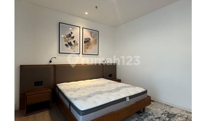 AVAILABLE VERDE TWO, SETIABUDI, TYPE 3 BEDROOM WITH PRIVATE LIFT, BALCONY, AND OPEN KITCHEN CONCEPT, RESORT ATMOSPHERE IN THE HEART OF THE CITY, QUIET LOCATION AND PET-FRIENDLY COMPLEX 2