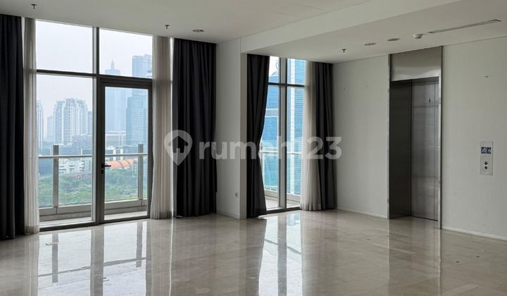 LIMITED UNIT VERDE TWO SETIABUDI, 3 BEDROOM WITH PRIVATE LIFT AND UNFURNISHED, SPACIOUS UNIT, READY TO OCCUPY