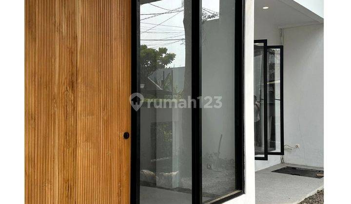 RUMAH 2 LANTAI MINIMALIS INDUSTRIAL RAGUNAN, JAKARTA SELATAN 2