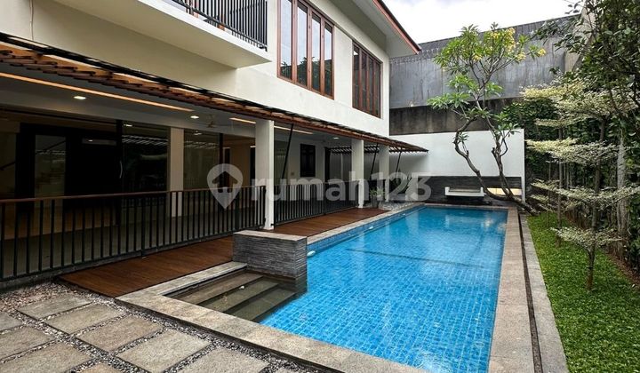 FOR RENT: MODERN TROPICAL HOUSE IN PERMATA HIJAU, 2 FLOORS WITH A SERENE ATMOSPHERE, FEATURING A MINI GARDEN AND OPEN SPACE WITH A SWIMMING POOL, RECENTLY RENOVATED AND READY TO OCCUPY. FOR RENT: MODERN TROPICAL HOUSE IN PERMATA HIJAU, 2 FLOORS WITH A SERENE ATMOSPHERE, FEATURING A MINI GARDEN AND OPEN SPACE WITH A SWIMMING POOL, RECENTLY RENOVATED AND READY TO OCCUPY.