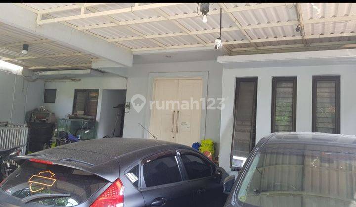 Di Jual cepat rumah 2, 1/2 lt semifurnish di Villa Melati Mas, Serpong Utara 2