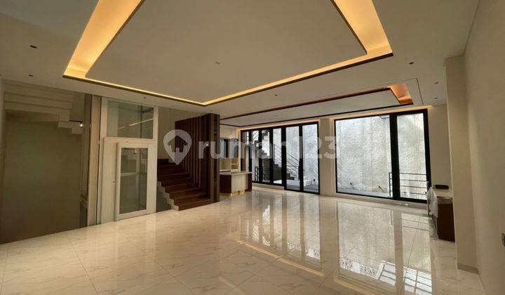 3-Story Luxury House, Standalone Building in Aristotle Cluster, Gading Serpong 2
