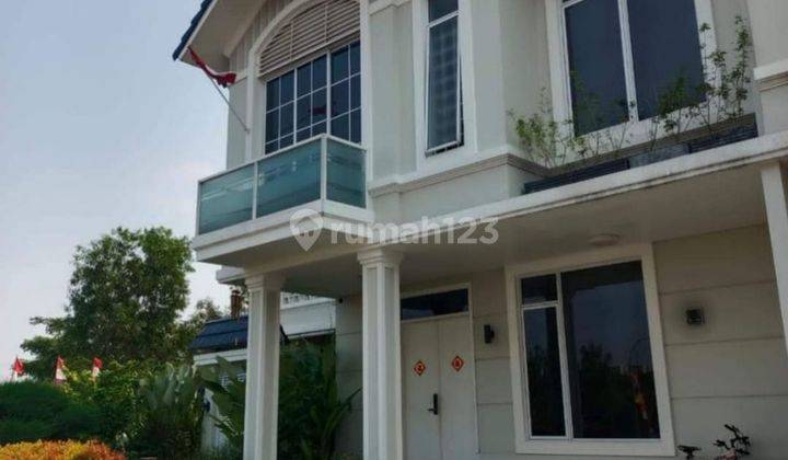 Di Jual Cepat Rumah Hoek Semifurnish 2 Lantai Di Cluster Regalia, Swan Lavon City.  1