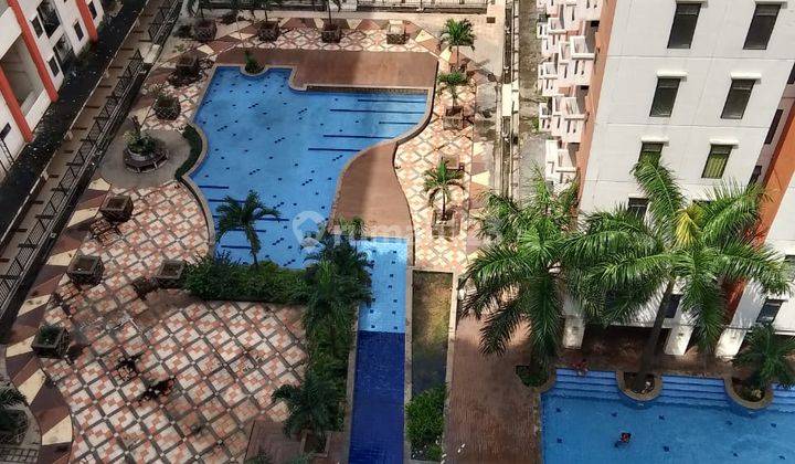 kolam renang apartemen 2 br di kemang