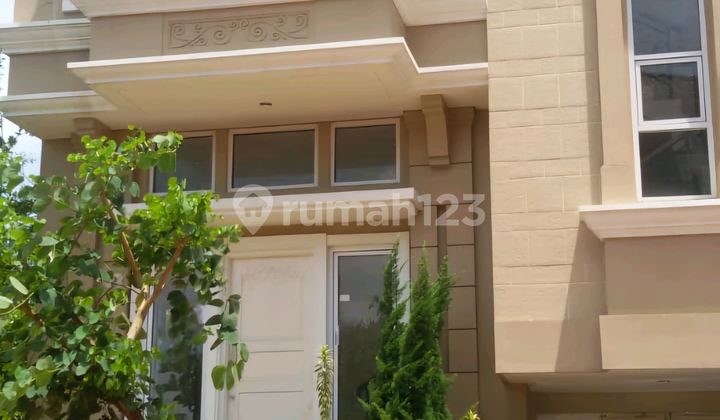 For Sale Corner House, In Elista Cluster Gading Serpong.