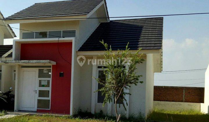 Rumah di Citra Indah City Dengan Halaman Luas  1