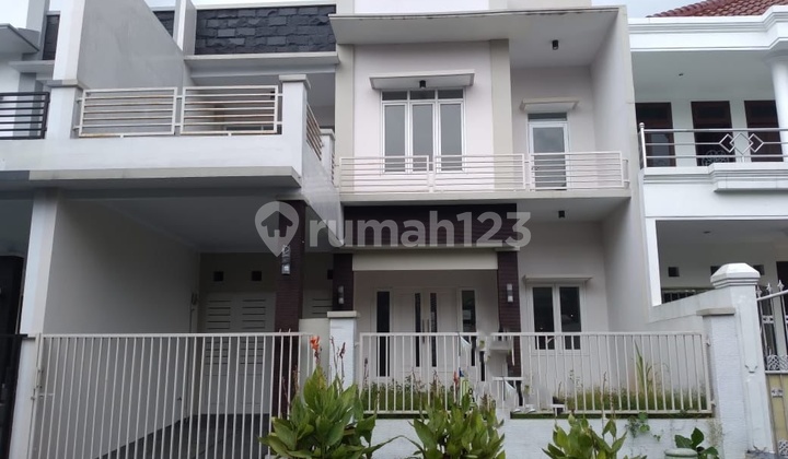 Rumah Rapi Siap Huni Sudah Baja Ringan di Perumahan Raffles Hills Rumah Rapi Siap Huni Sudah Baja Ringan di Perumahan Raffles Hills