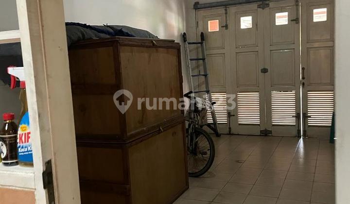 Rumah Mewah Ada Kolam Renang di Cluster Depan Kota Wisata 8