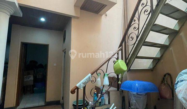 Rumah Mewah Ada Kolam Renang di Cluster Depan Kota Wisata 12