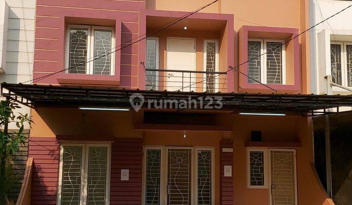 Rumah Asri Cantik Siap Huni di Raffles Hills 2