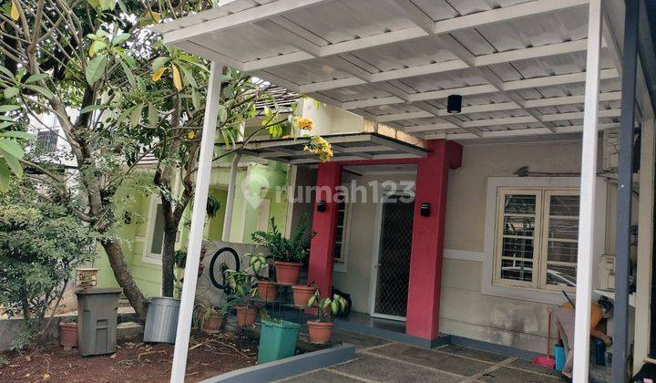 Rumah Cantik Kamar 3 Plus 1 di Lingkungan Asri Kota Wisata 2