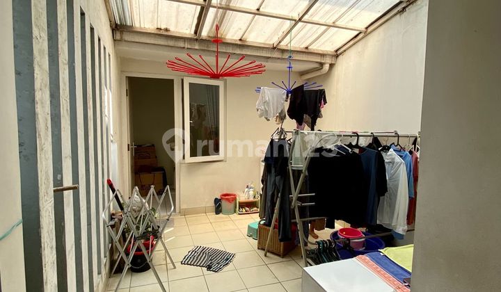 Rumah Luas Cantik Asri Ada Halaman Belakang di Kota Wisata 2