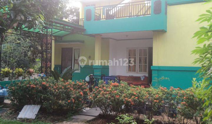 Rumah Hoek Lokasi Bagus Dekat Dengan Pertokoan Ramai 2