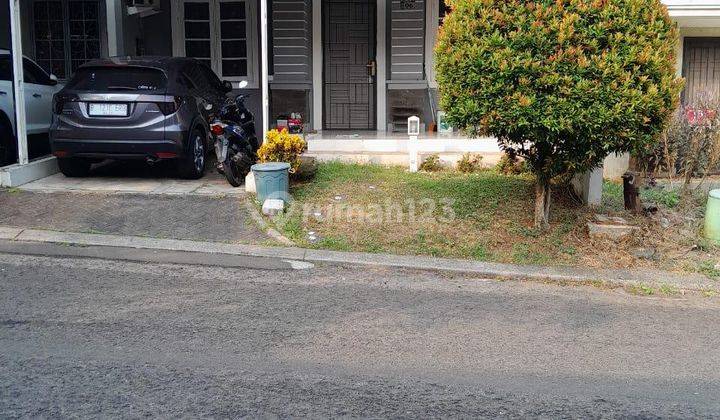 Rumah Mungil Nyaman Asri di Legenda Wisata 1