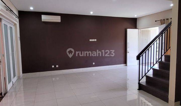 Rumah Keren Bagus Sekali di Cluster Favorit Raffles Hills 2