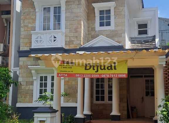 rumah cantik di cluster yang asri di Kota wisata