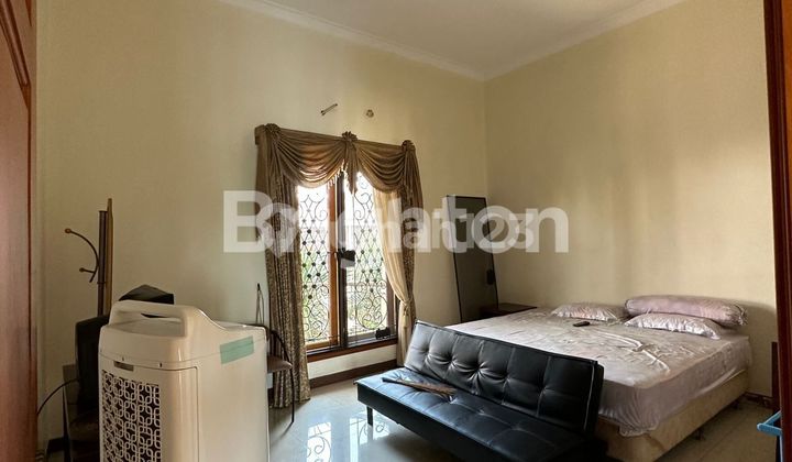 TURUN HARGA!!! Rumah mewah Margorejo, Surabaya harga 8,9M nego 2