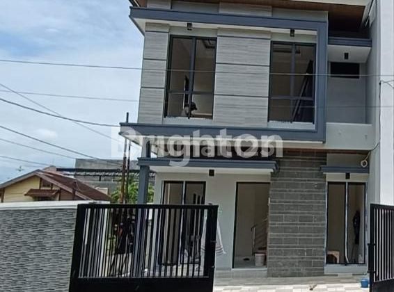 NEW Gress Minimalis HOOKBARUK selangkah MERR Excelso. Carport muat  3 mobil  2