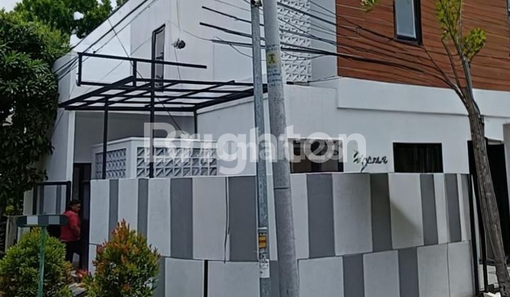 GADING PANTAI Lebar 9 mtr. 2 Lantai HOOK. Depan Taman . HARGA 1M 'AN